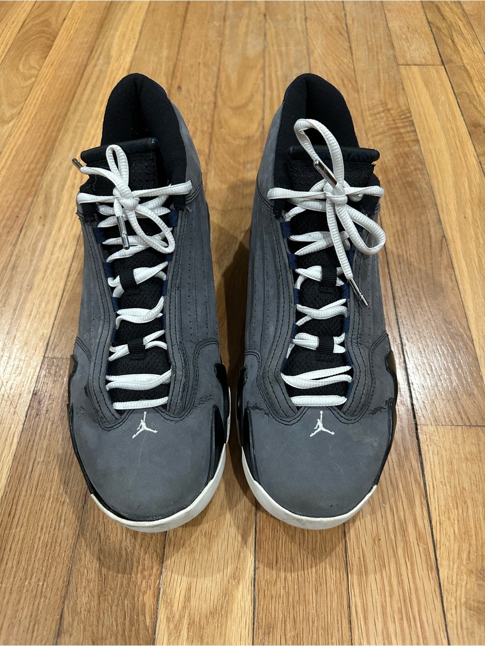Jordan Air Jordan 14 Retro Graphite Gray Black Mid Top Basketball Sneaker 10.5